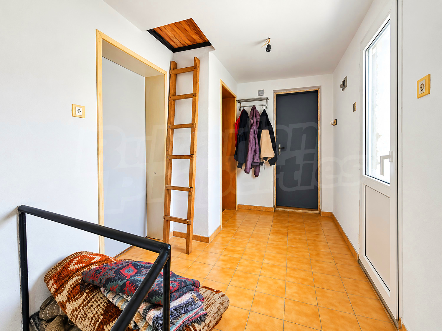 inside, hallway, furnished