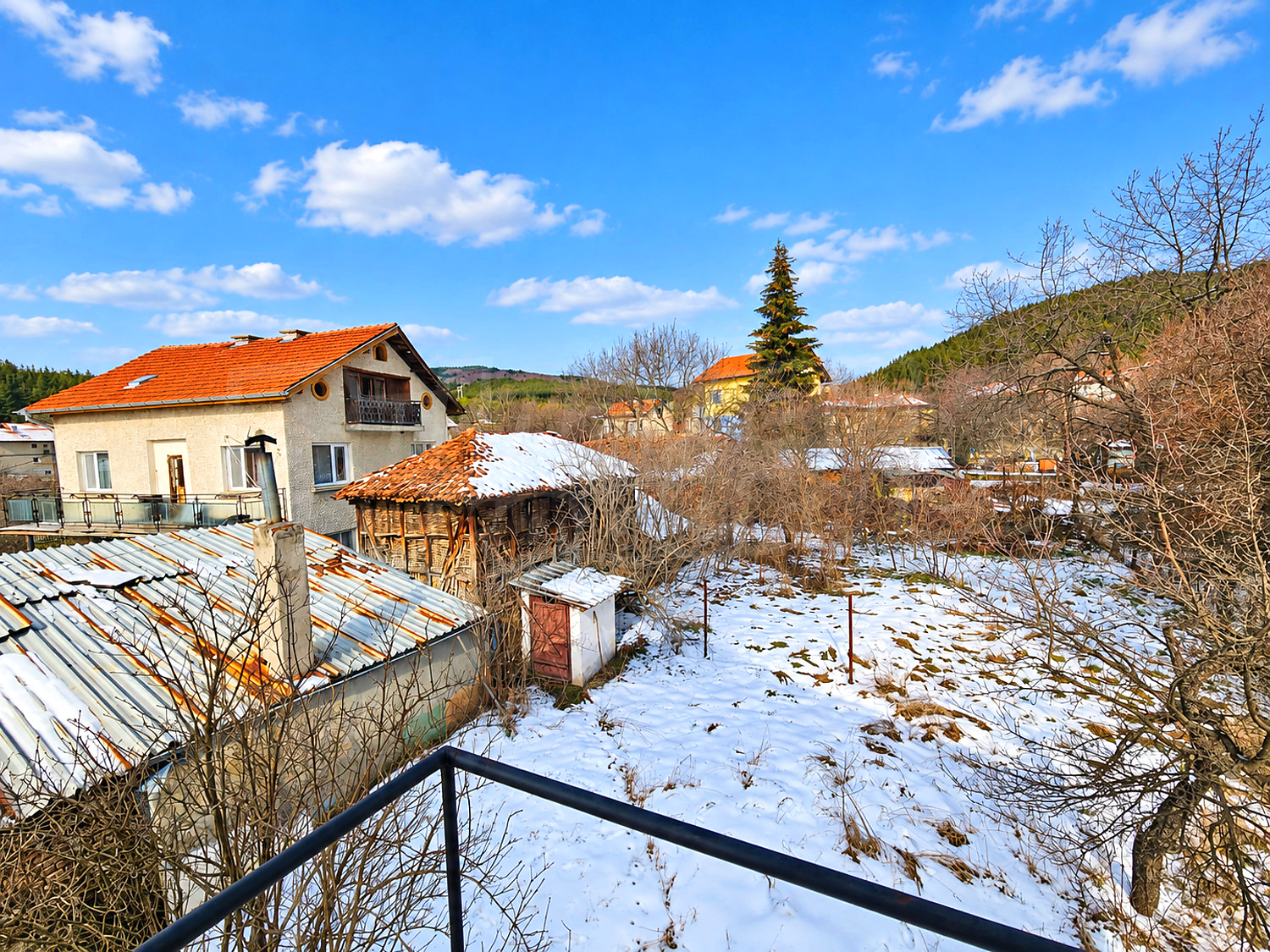 outside, view from balcony, facade, mountain, green area