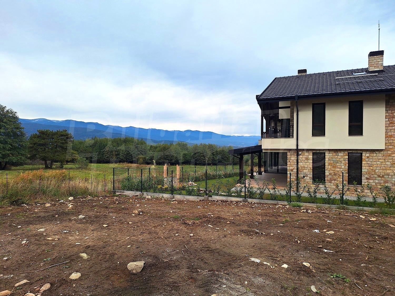 outside, facade, garden, mountain, green area
