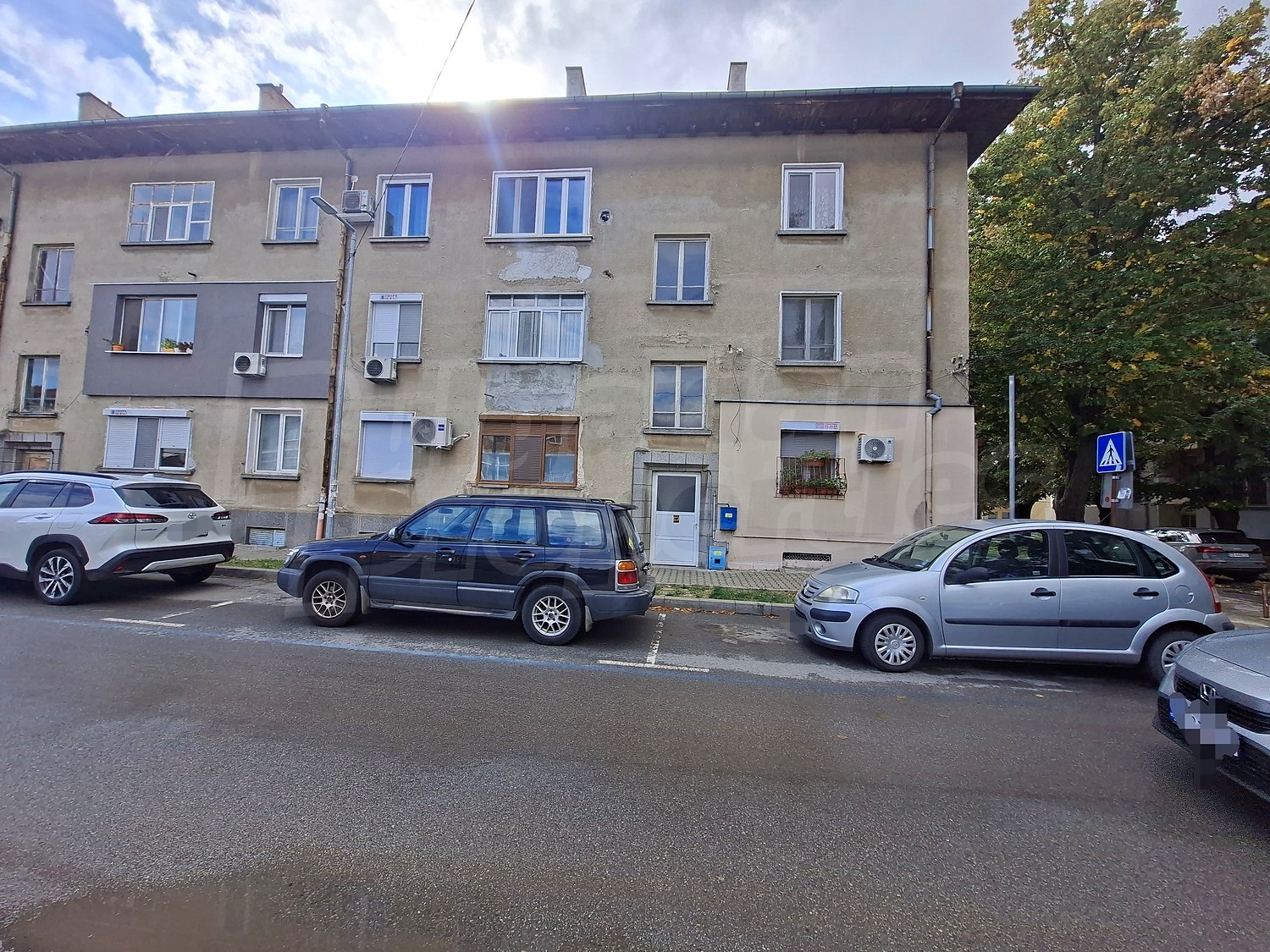 facade, parking, outside