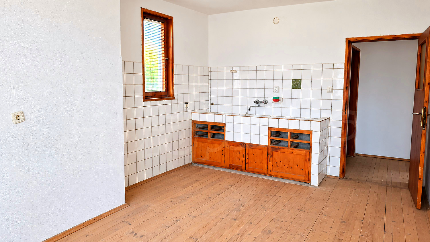 inside, kitchen