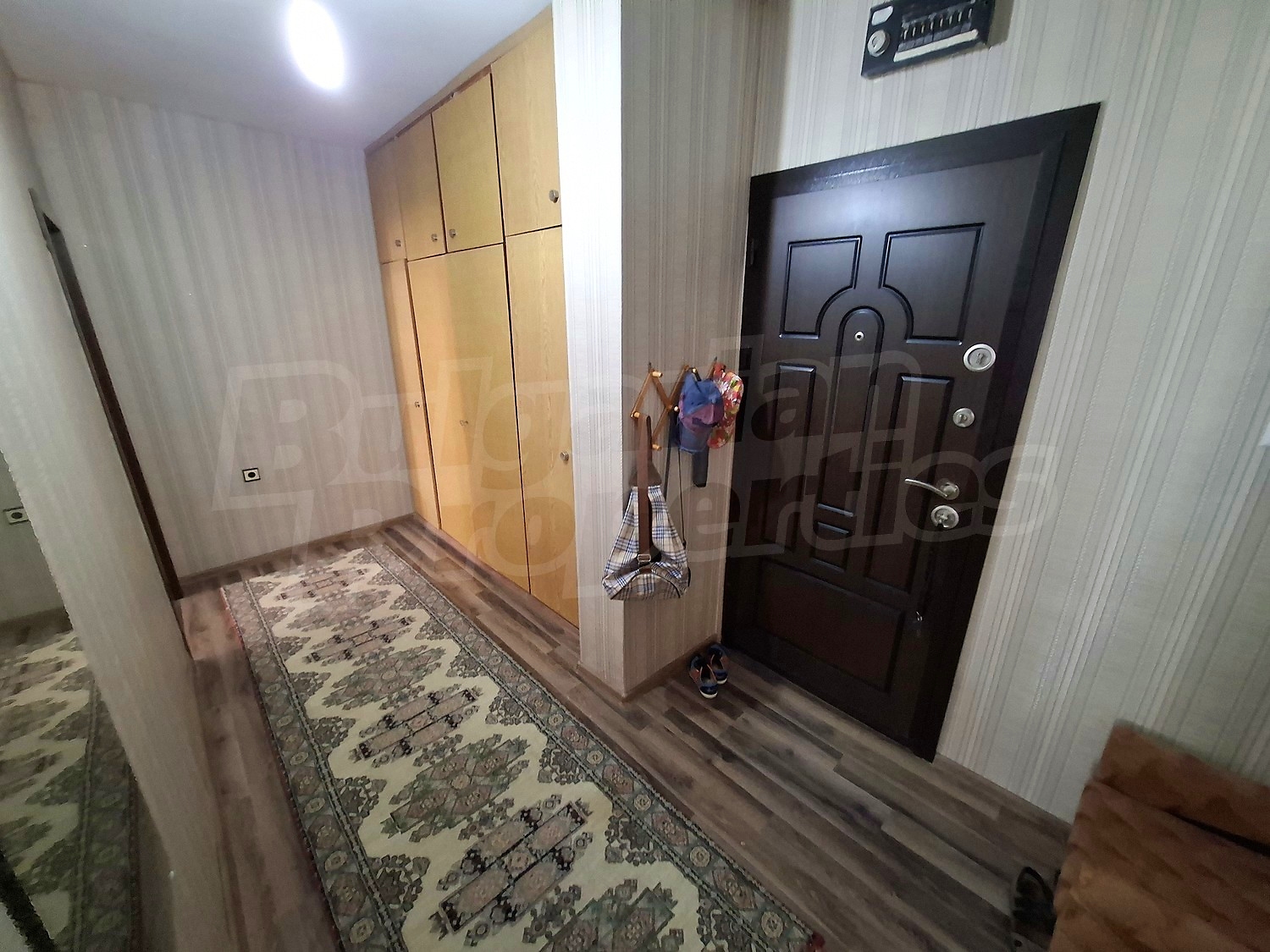 hallway, inside