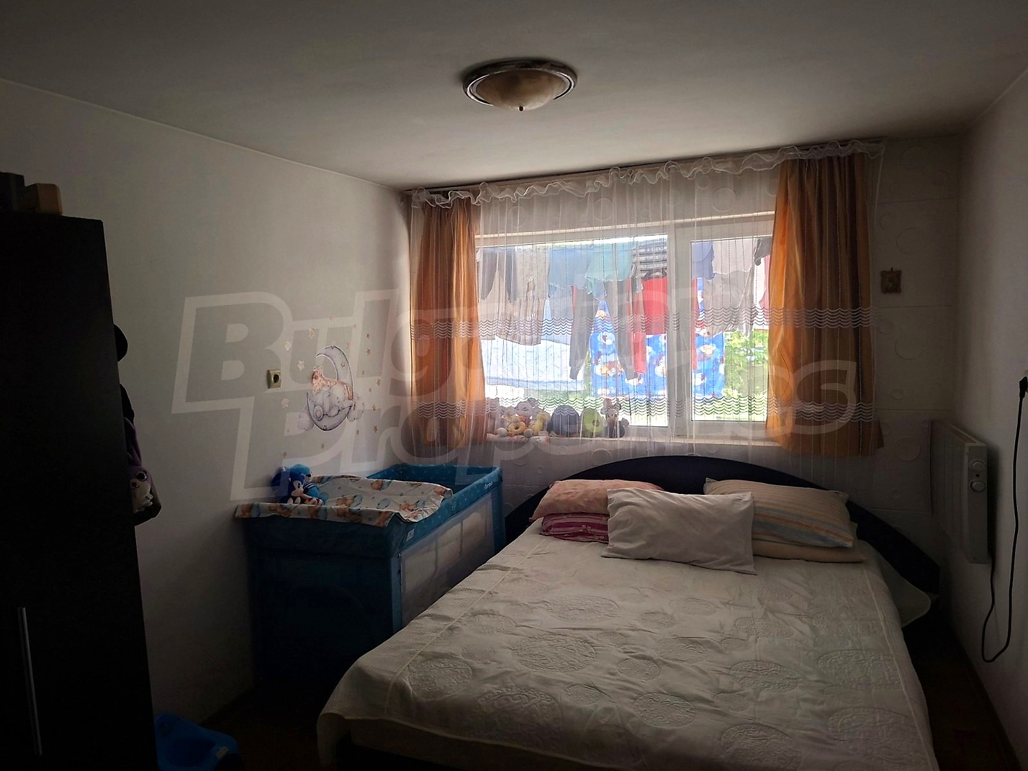 inside, bedroom