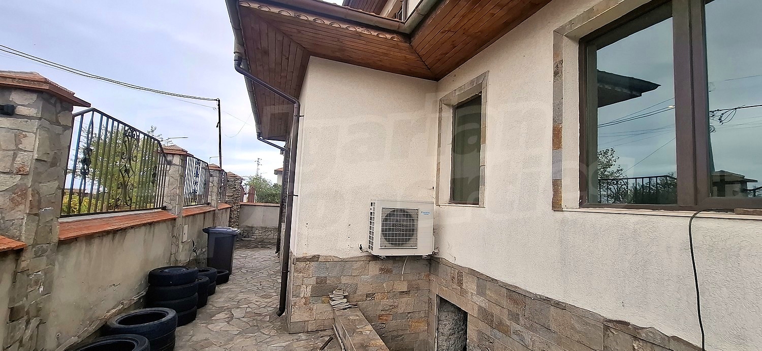 outside, facade, garden