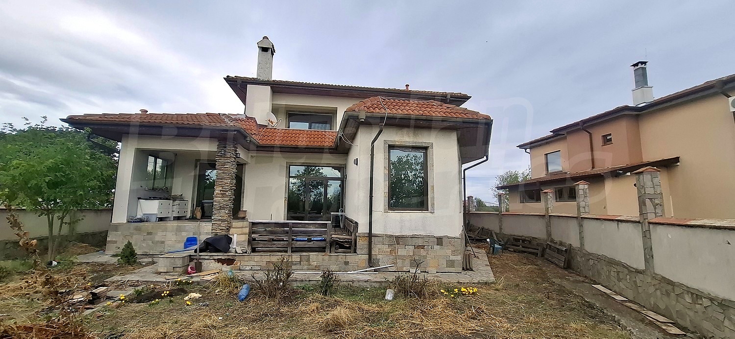 outside, facade, garden