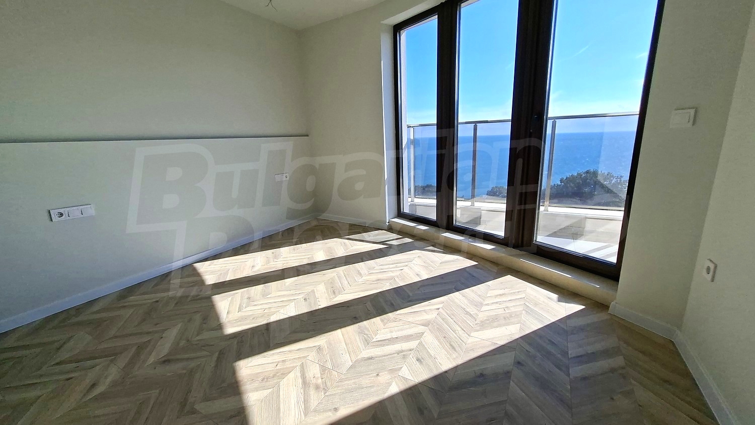 inside, view from balcony, sea