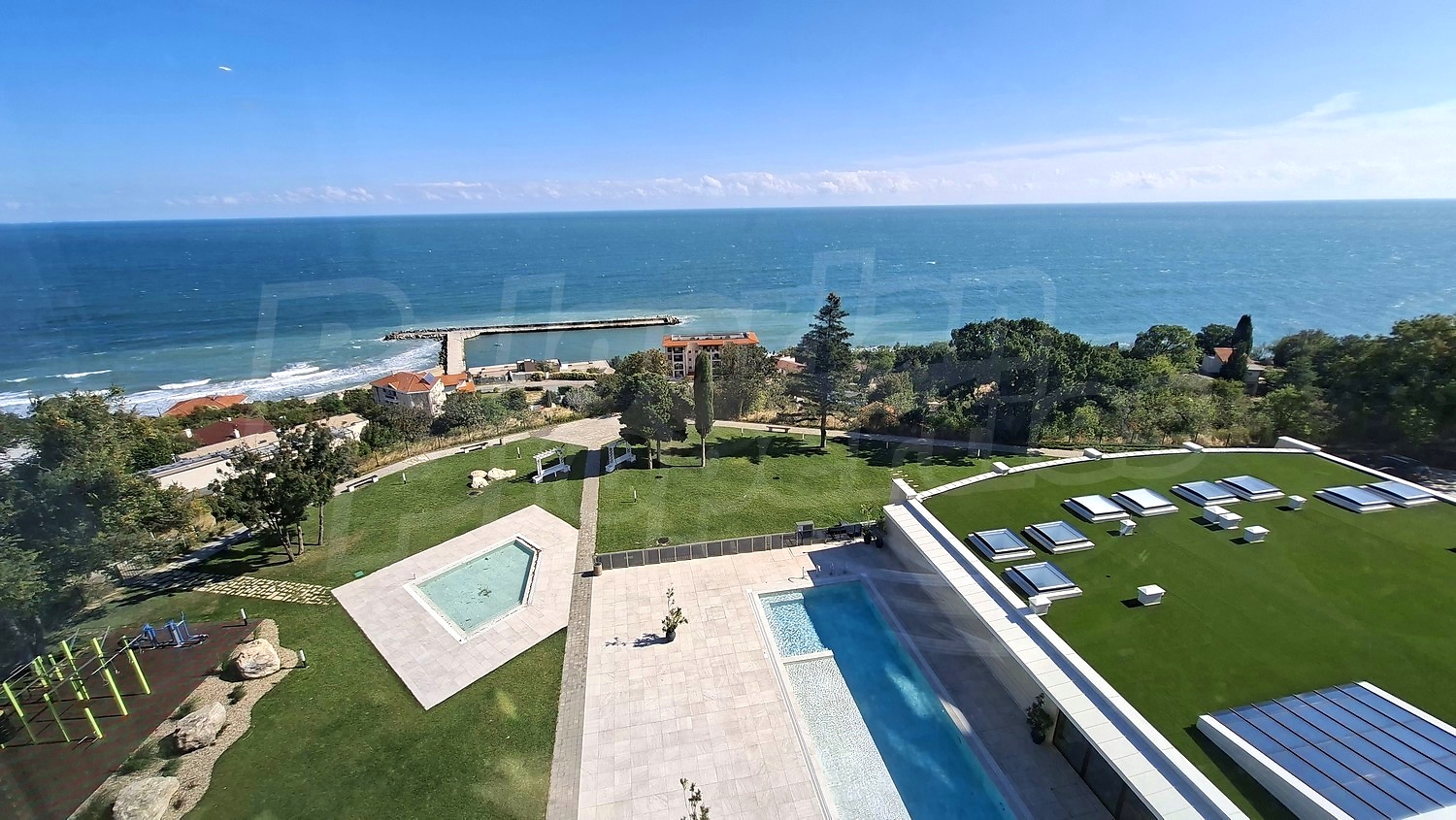 outside, sea, pool, view from balcony, green area
