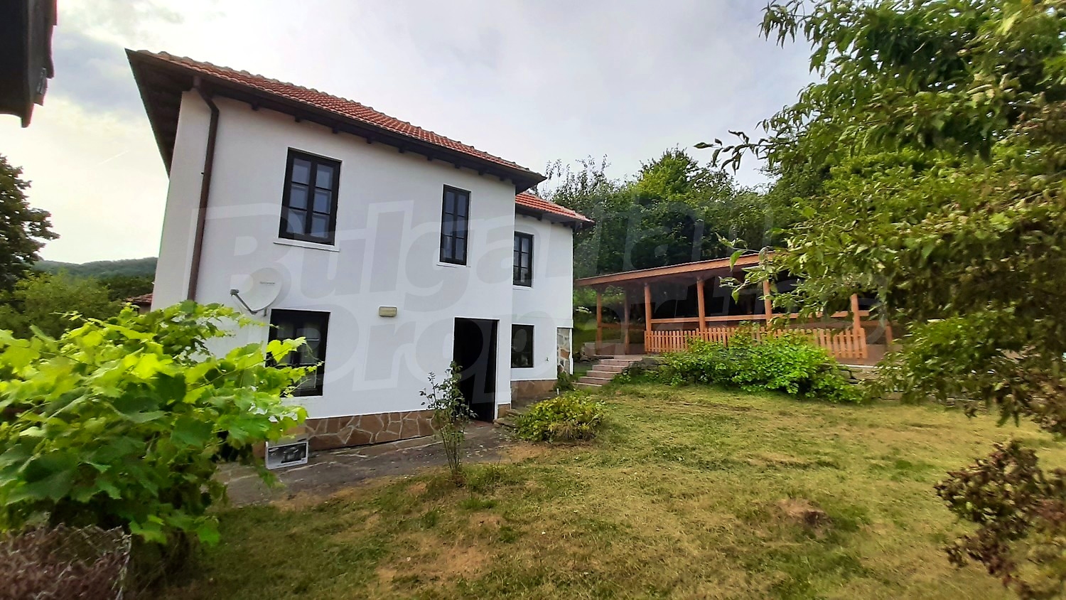 outside, facade, garden, green area