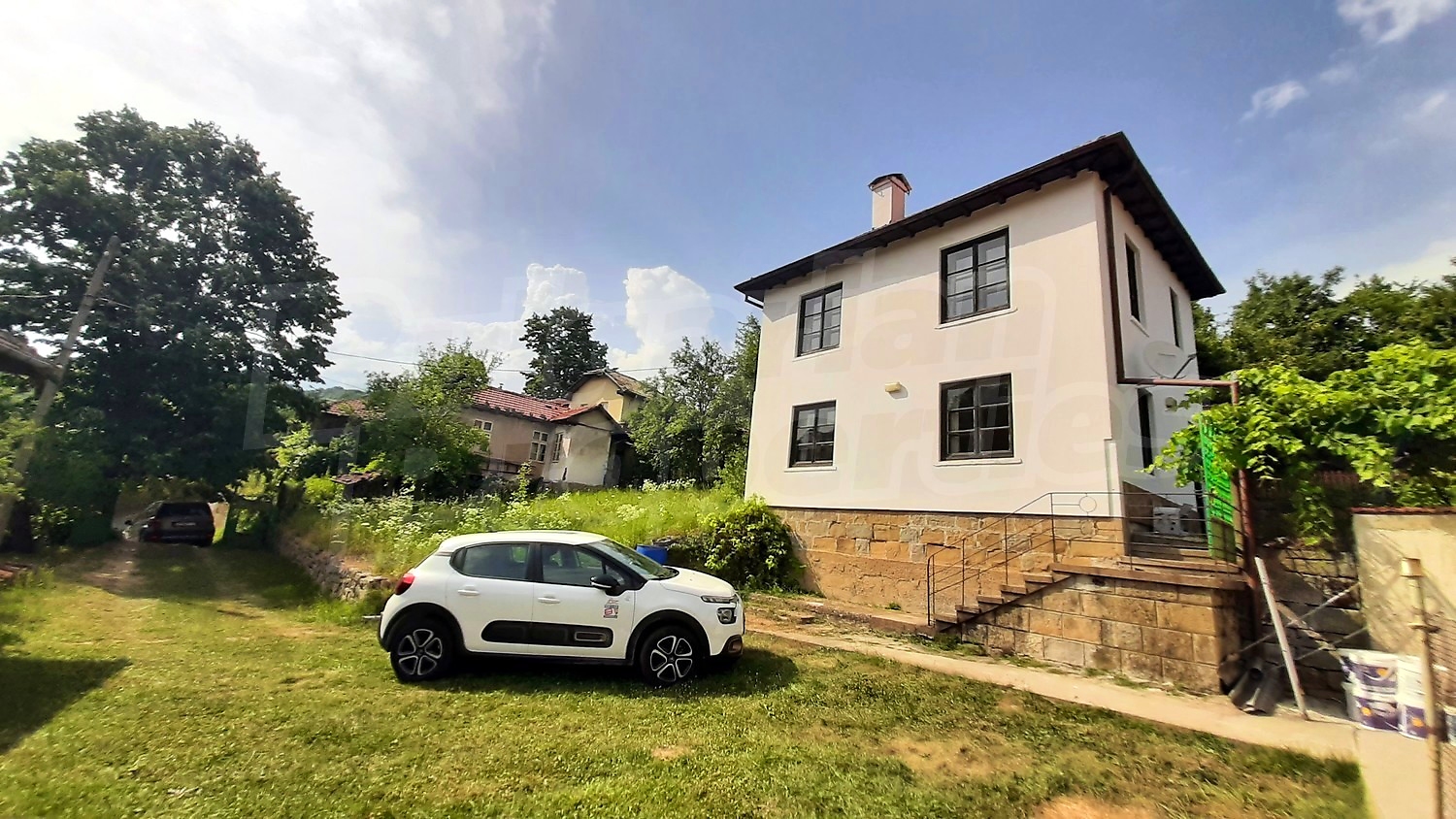 facade, garden, parking