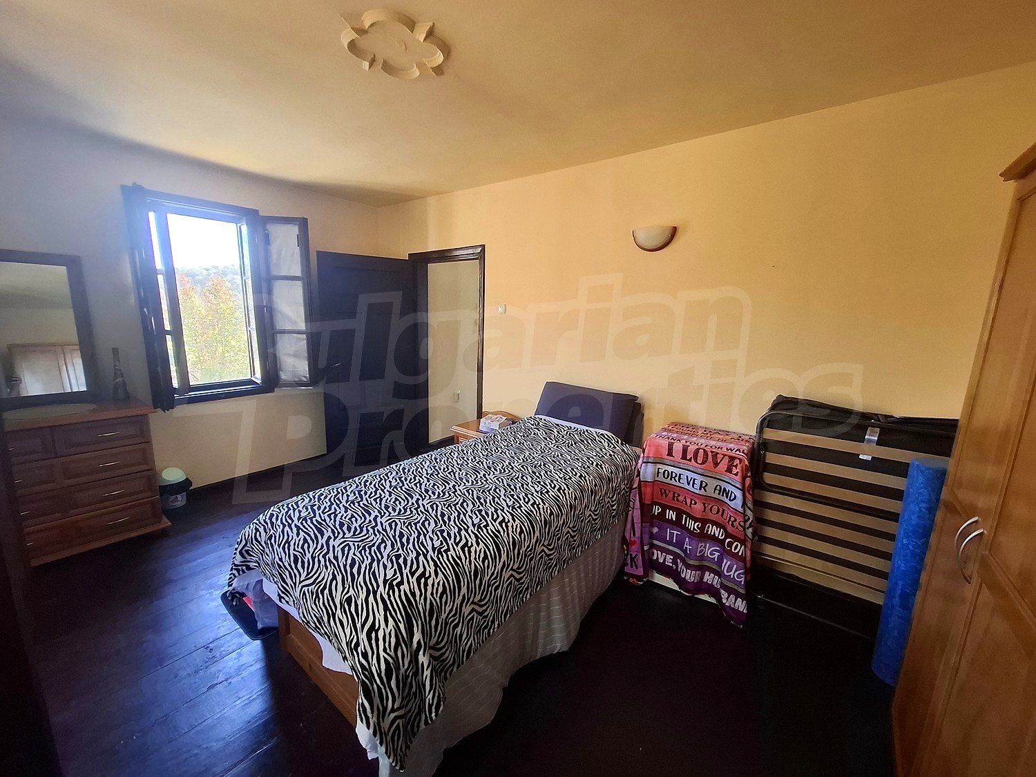 inside, bedroom, furnished