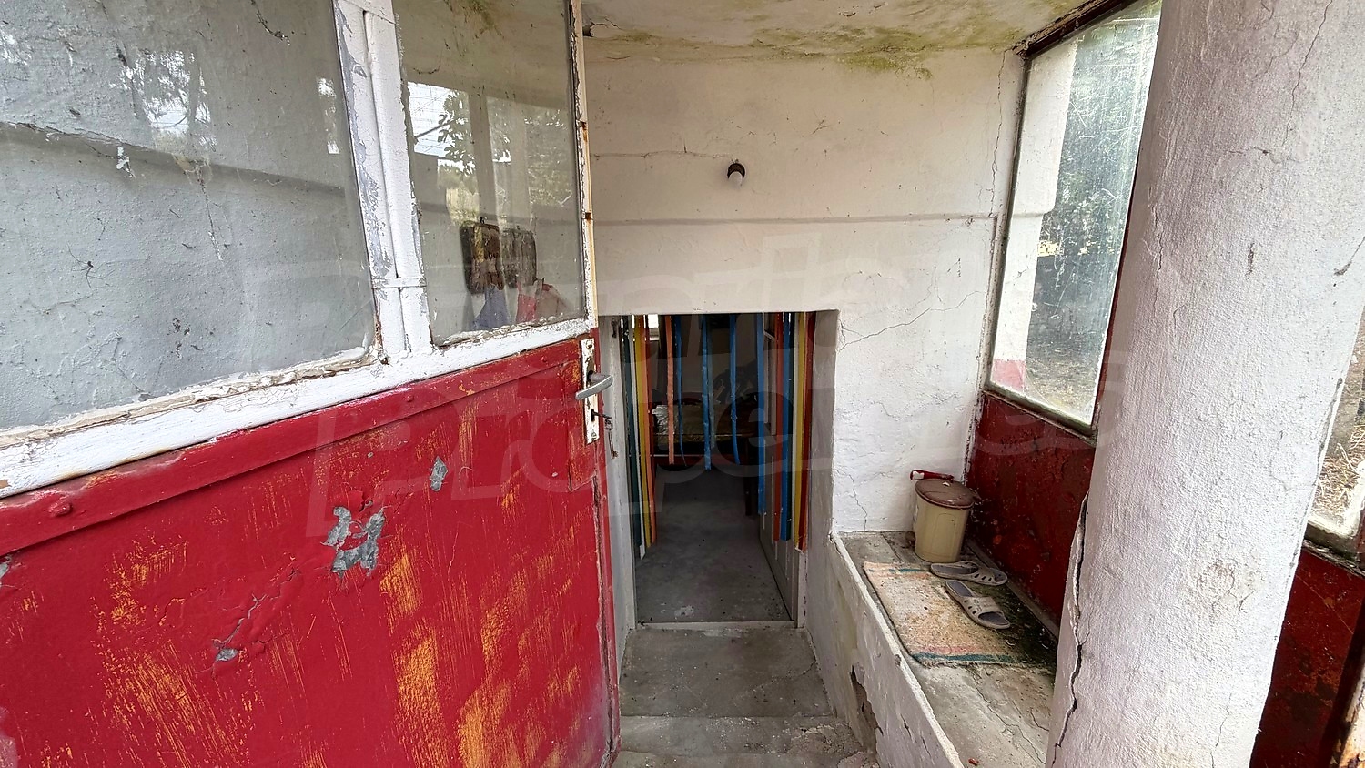 inside, inside building entrance