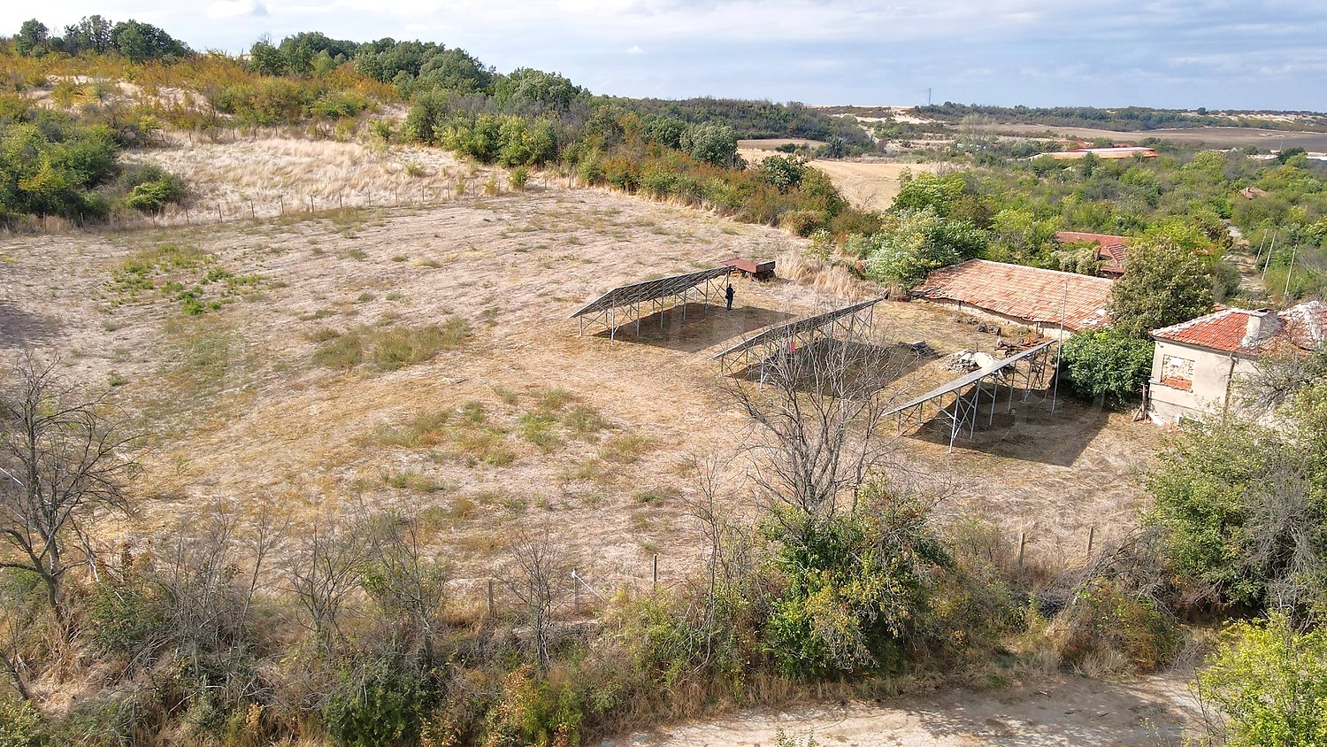 outside, green area