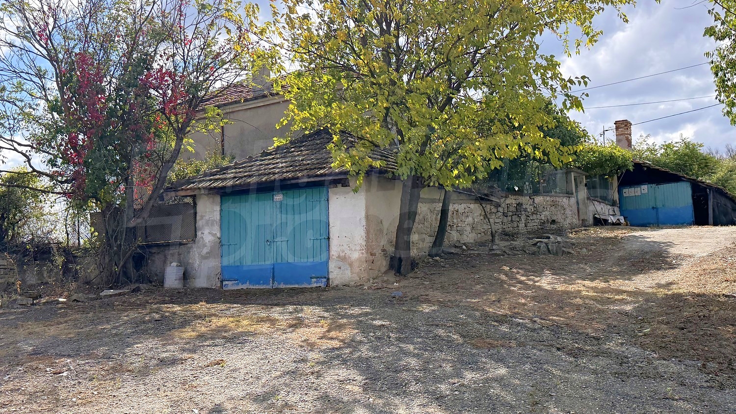 outside, facade, garden