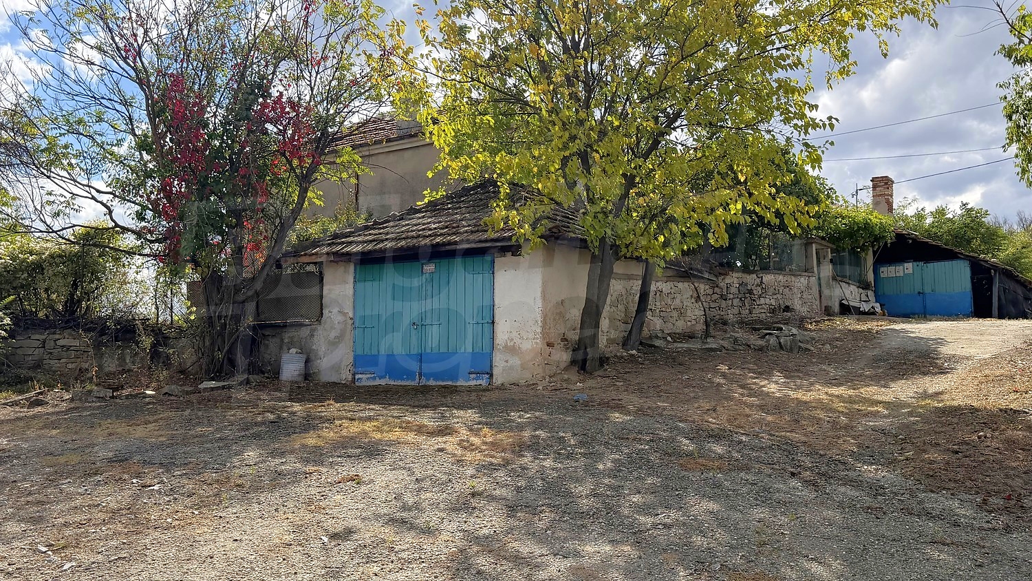 outside, facade, garden