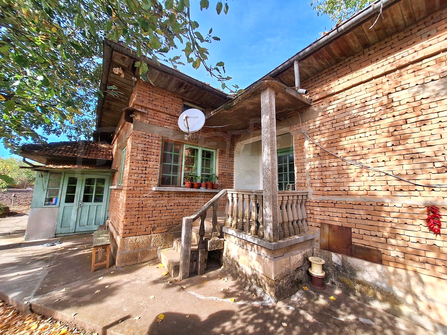 outside, facade, garden
