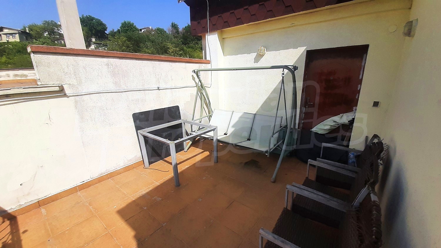 balcony, outside