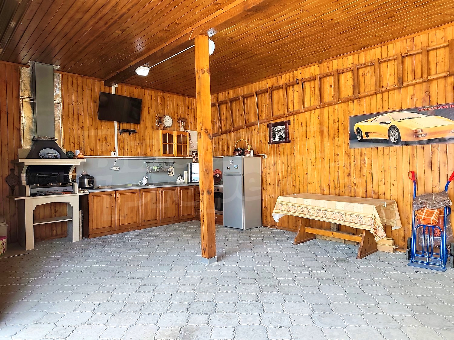 inside, kitchen, furnished