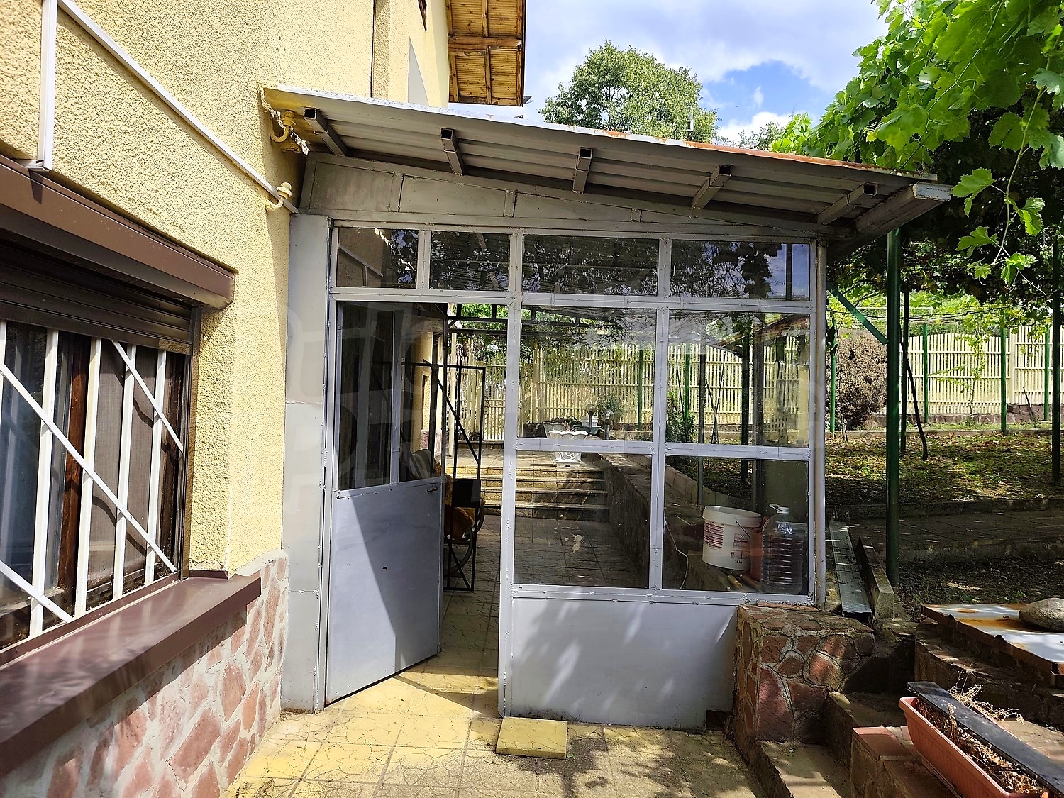 outside, facade, garden