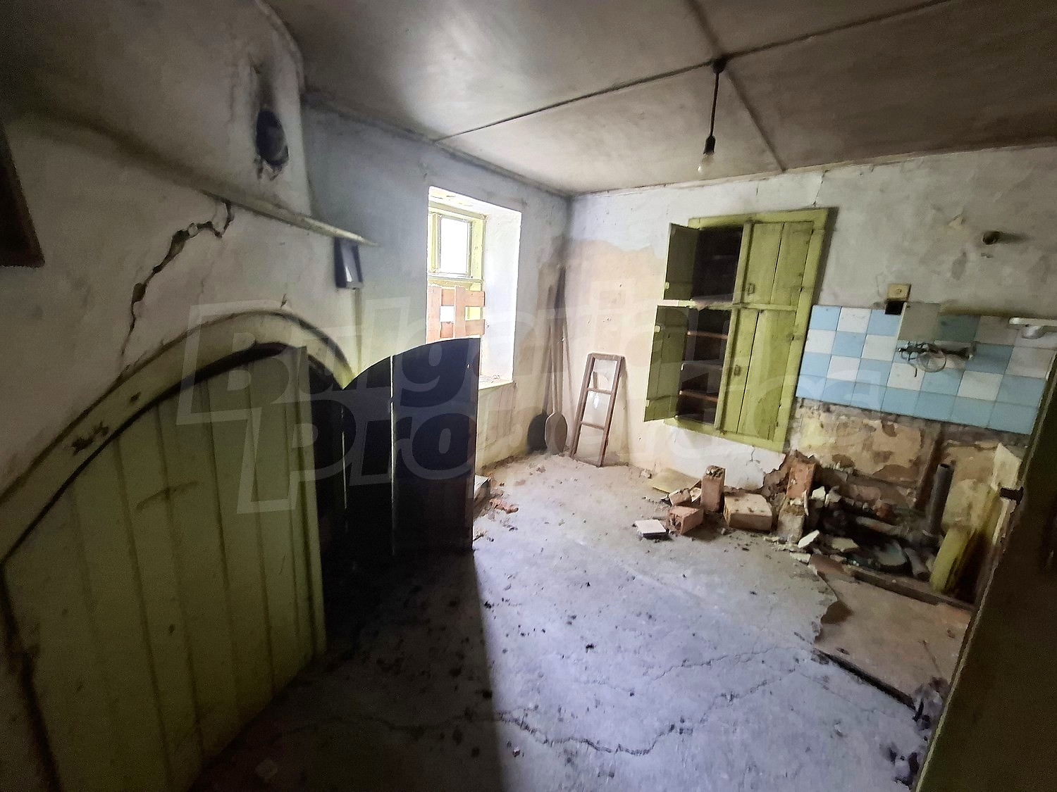inside, kitchen