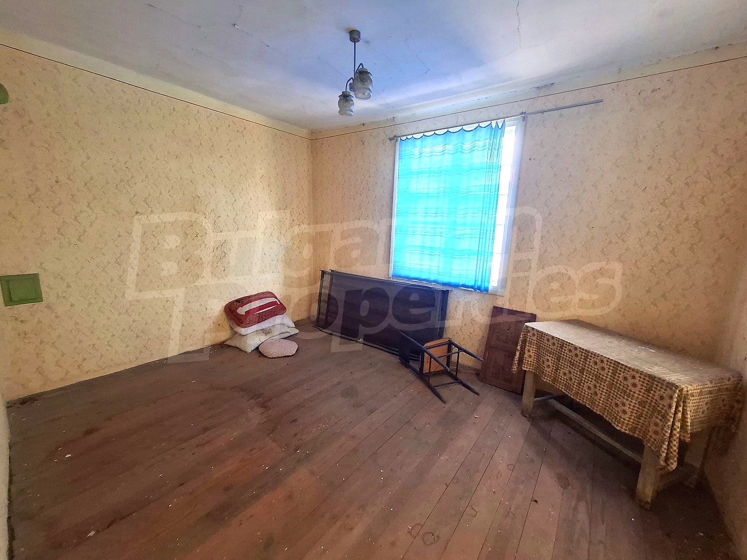inside, bedroom, furnished