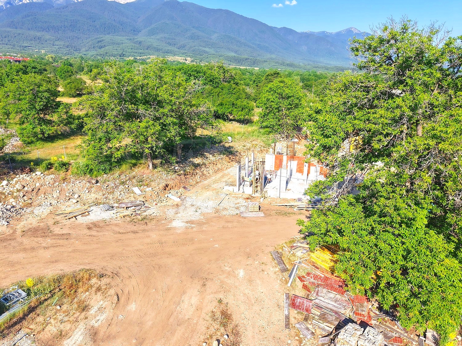 outside, mountain, green area