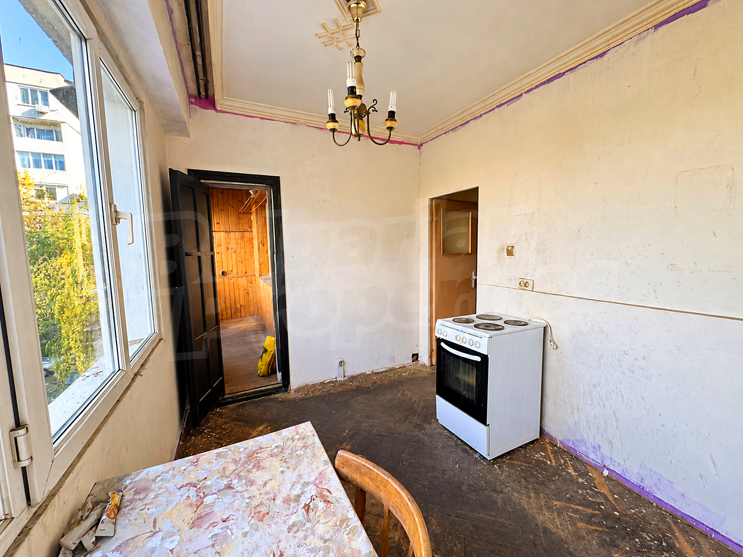 inside, kitchen