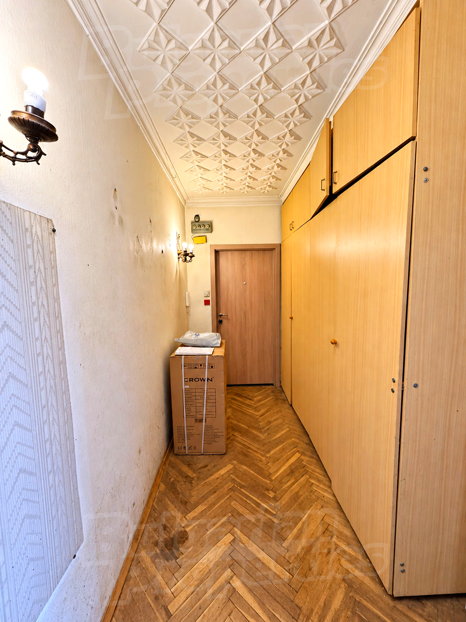 hallway, inside