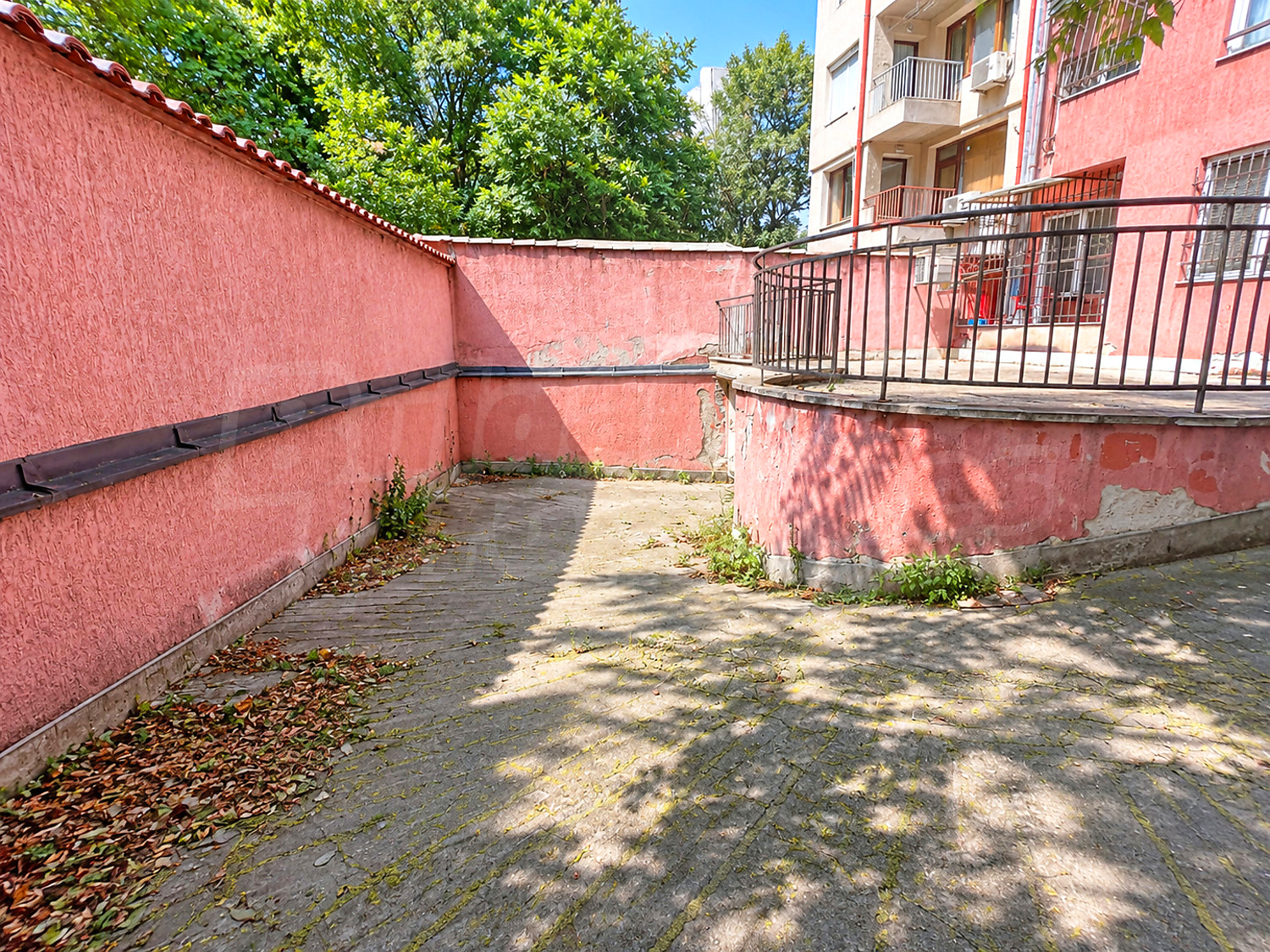 outside, facade, garden