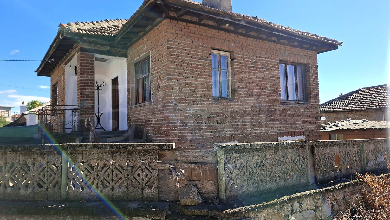 facade, outside