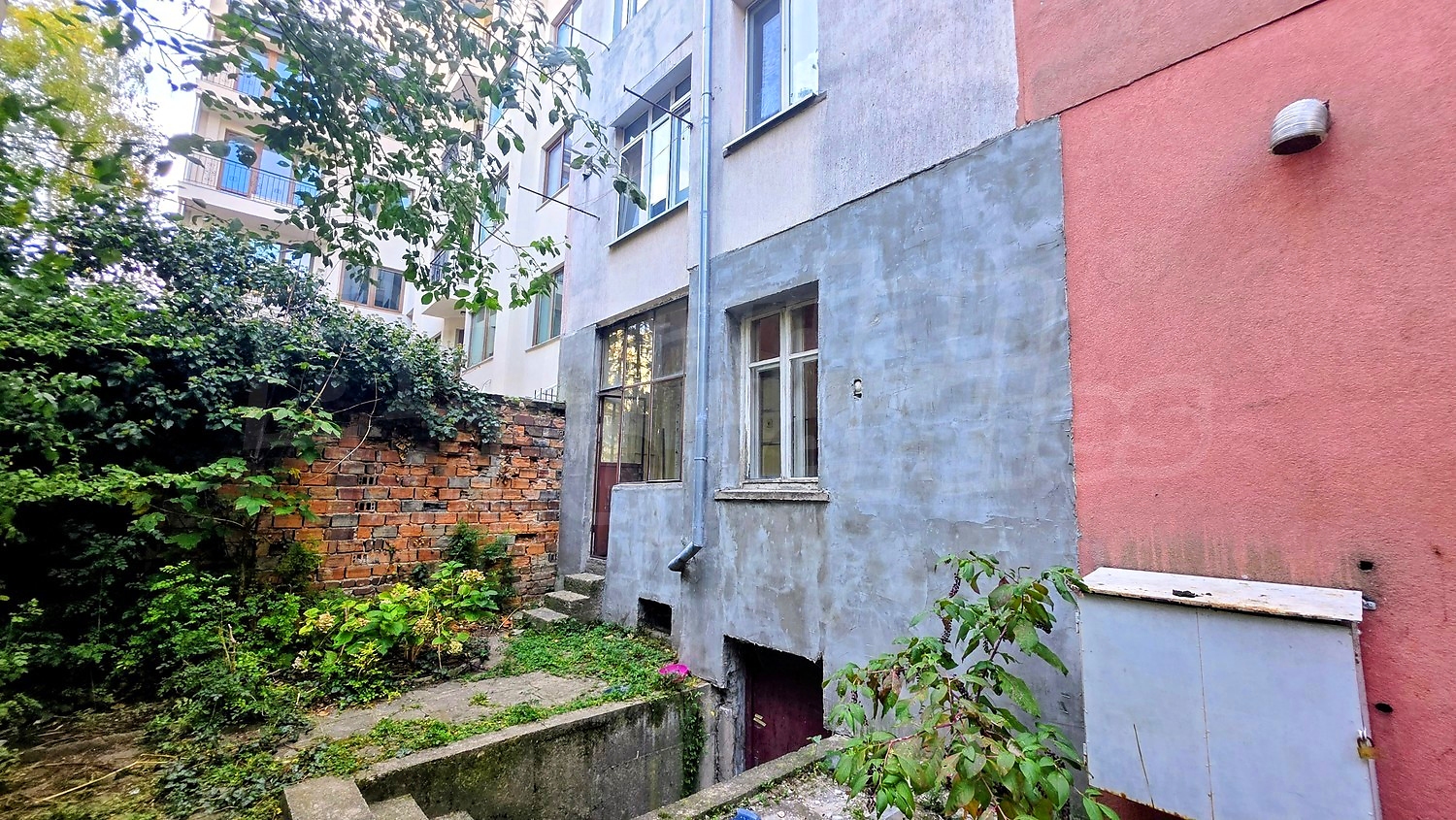 outside, facade, garden