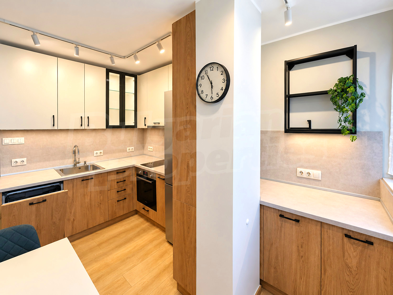 inside, kitchen, furnished