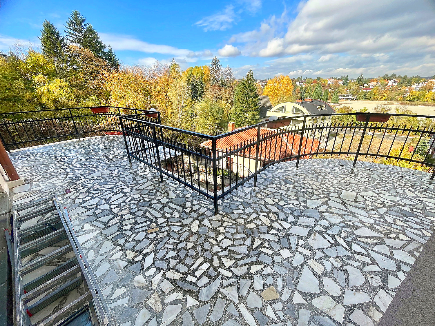balcony, outside, view from balcony, green area
