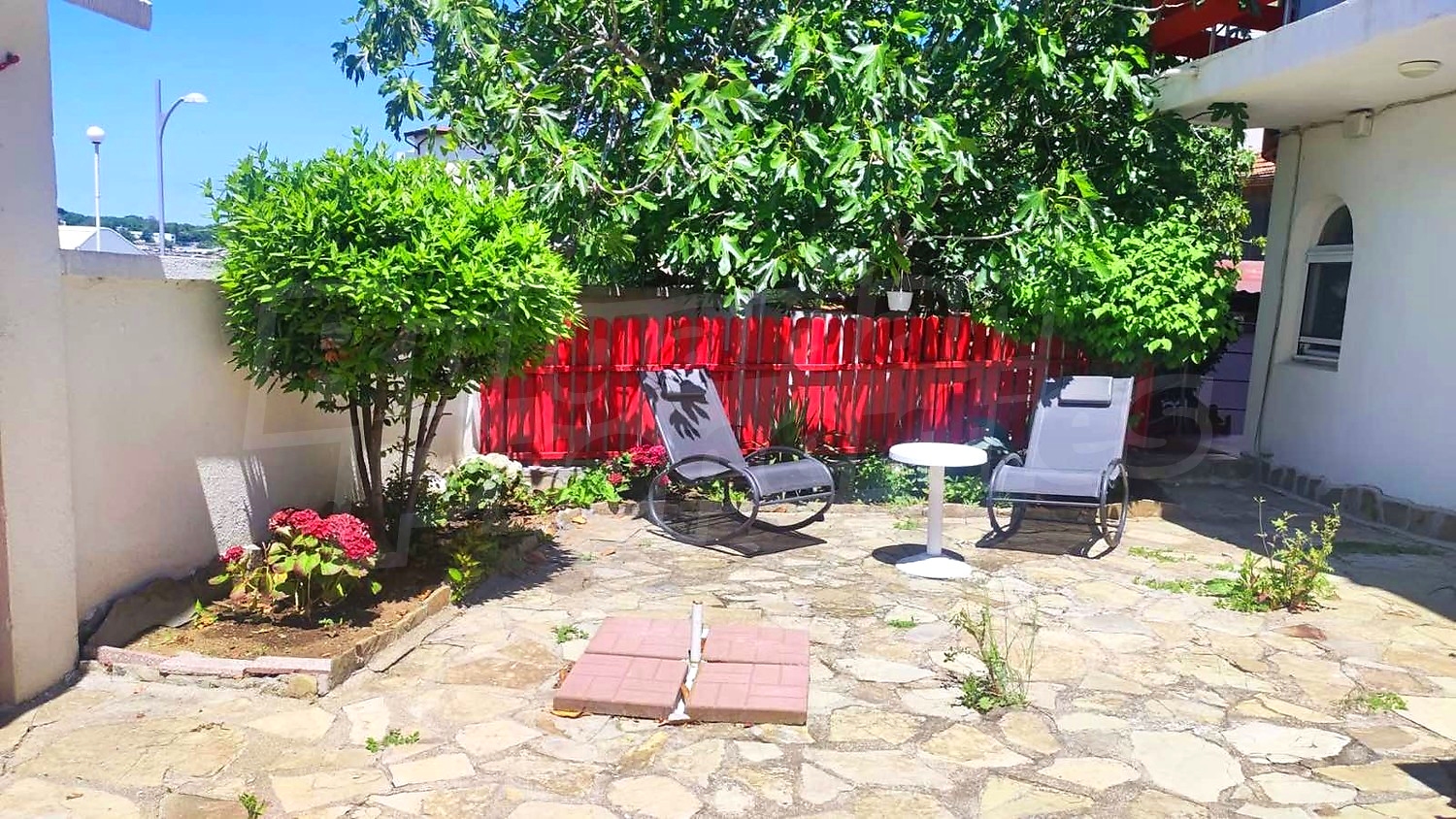 outside, garden