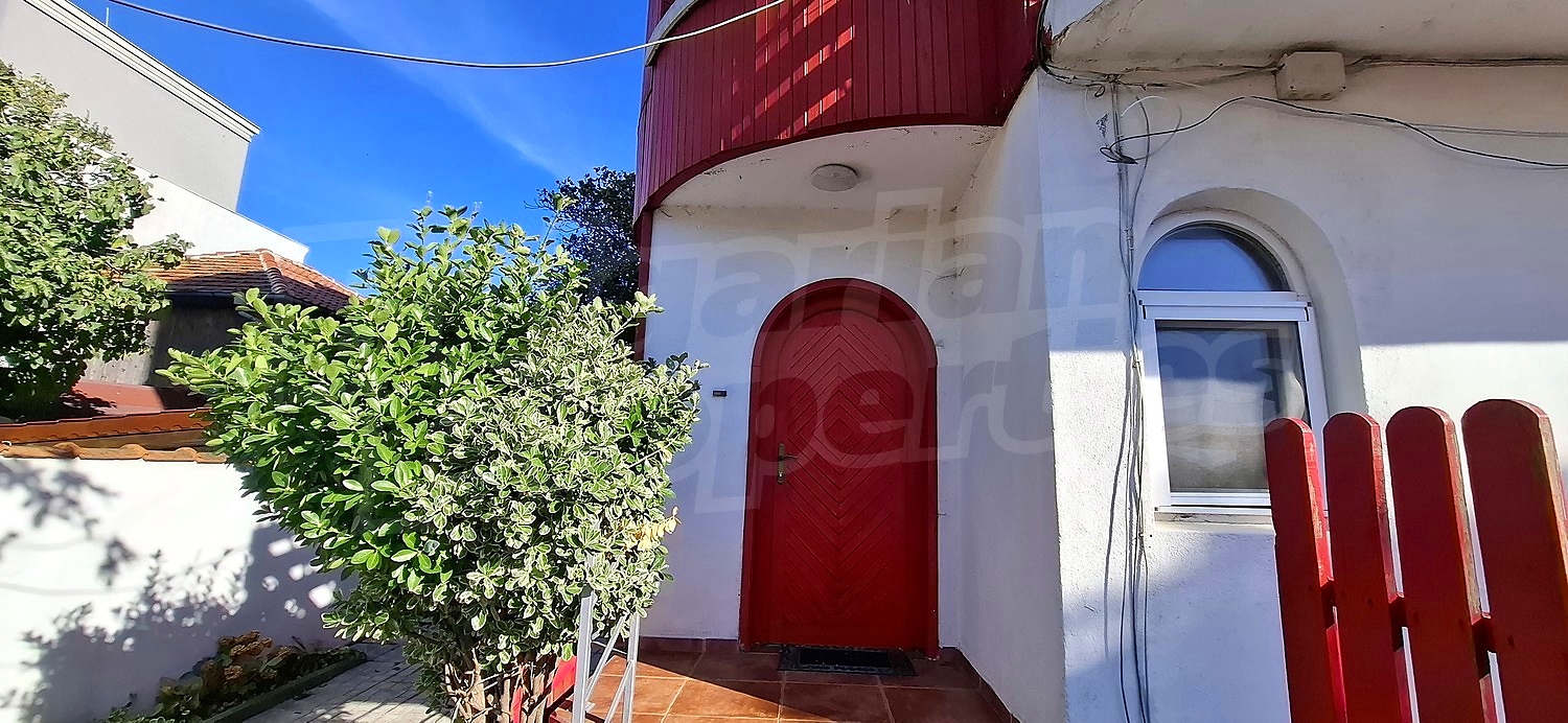 outside, facade, garden