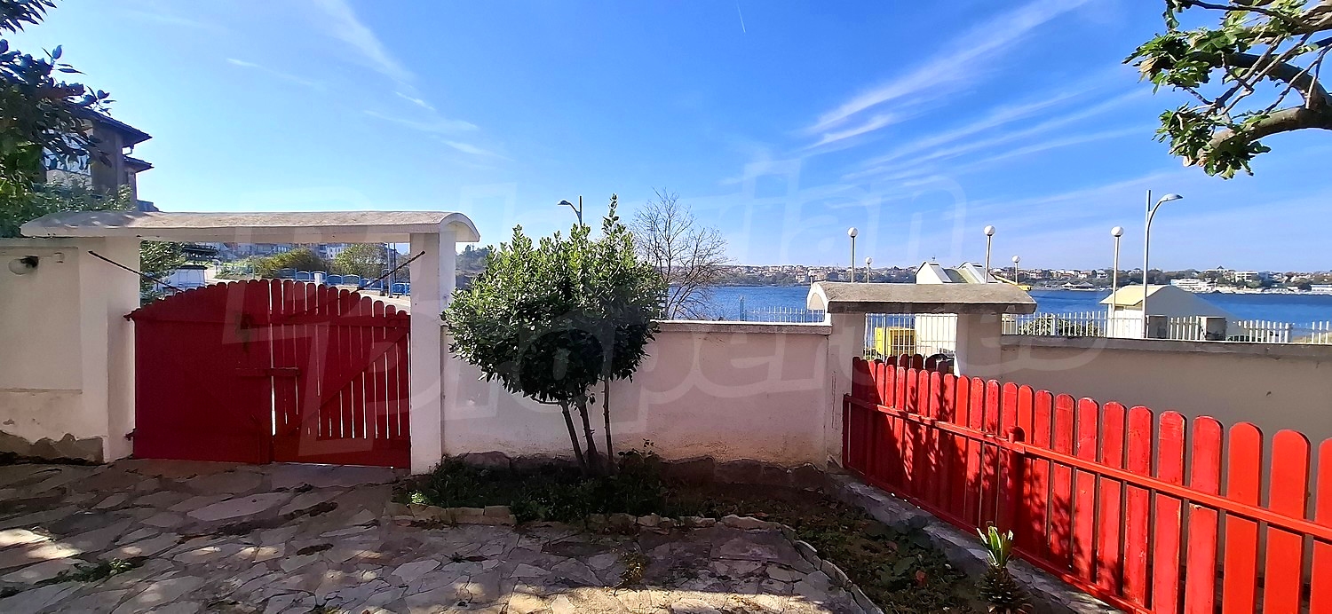 outside, view from balcony, sea, garden