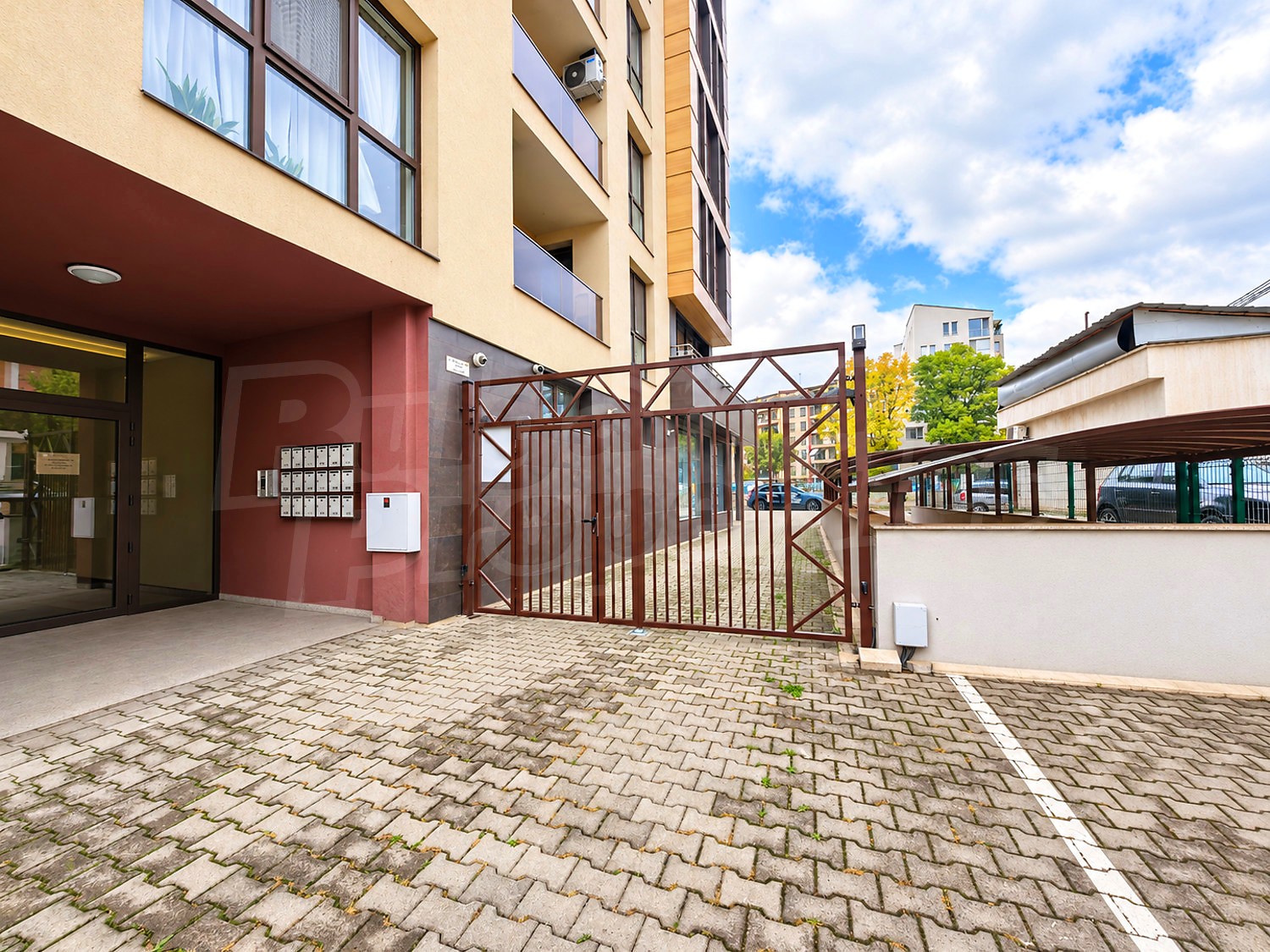 facade, parking, outside
