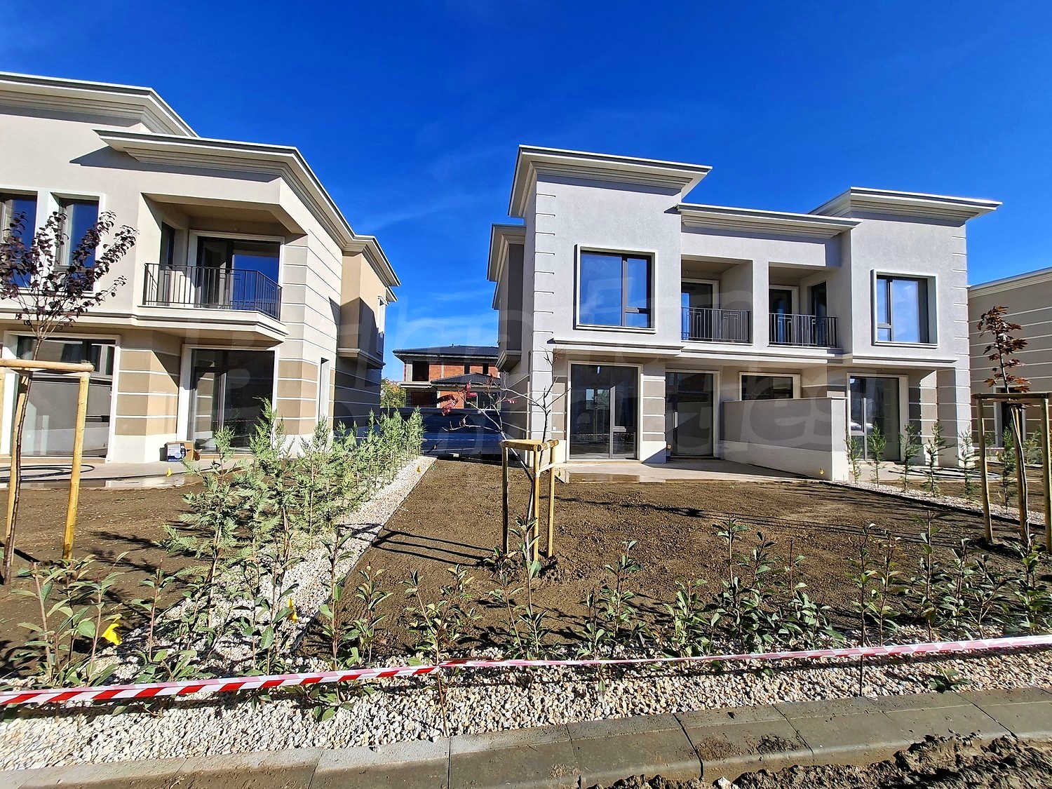 outside, facade, garden