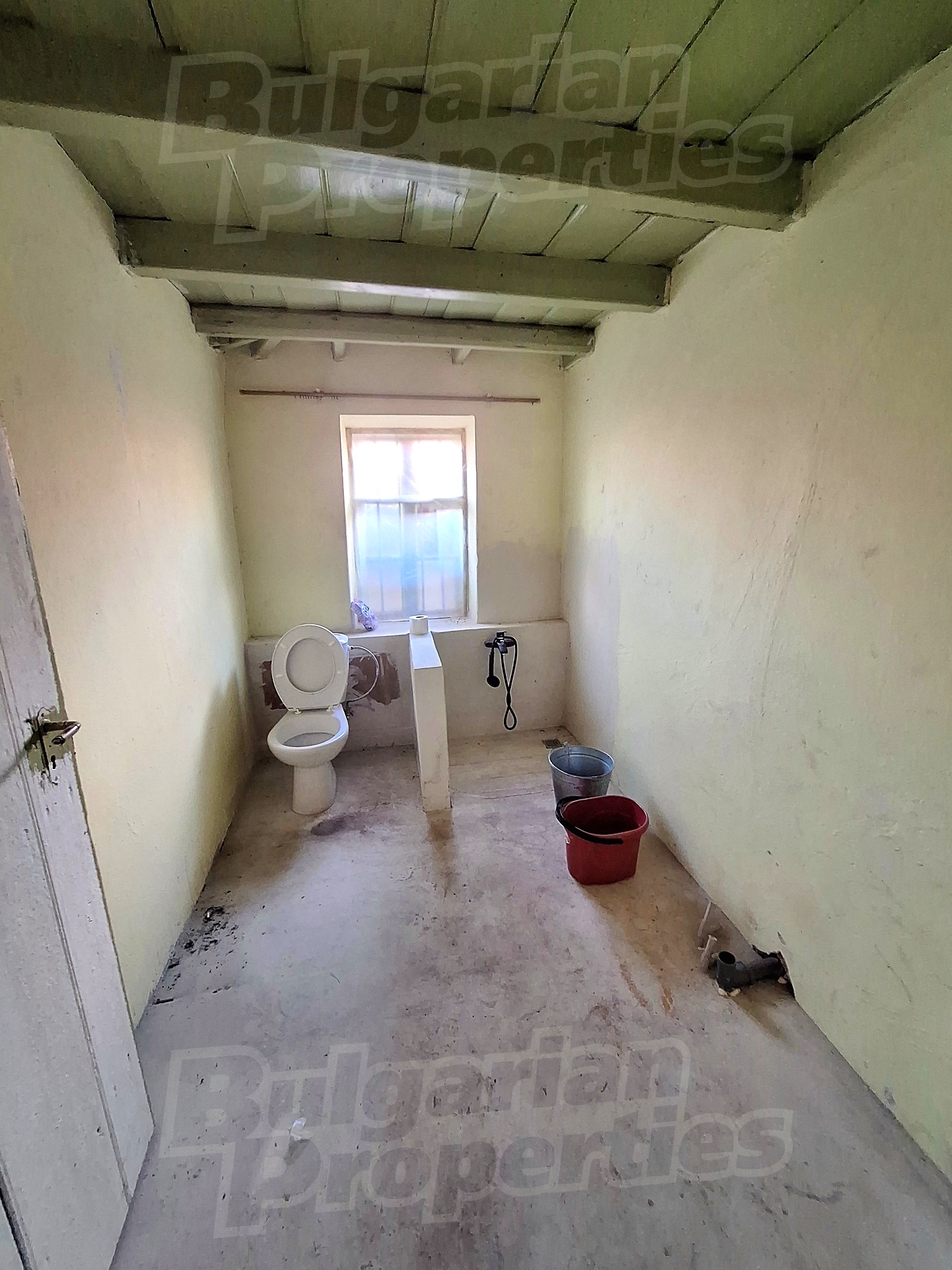 bathroom, toilet