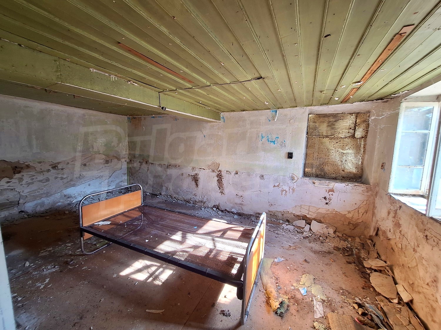 inside, bedroom