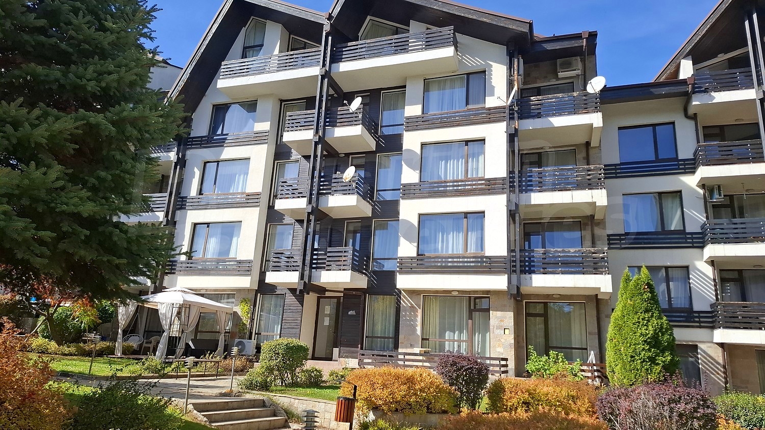 outside, facade, garden