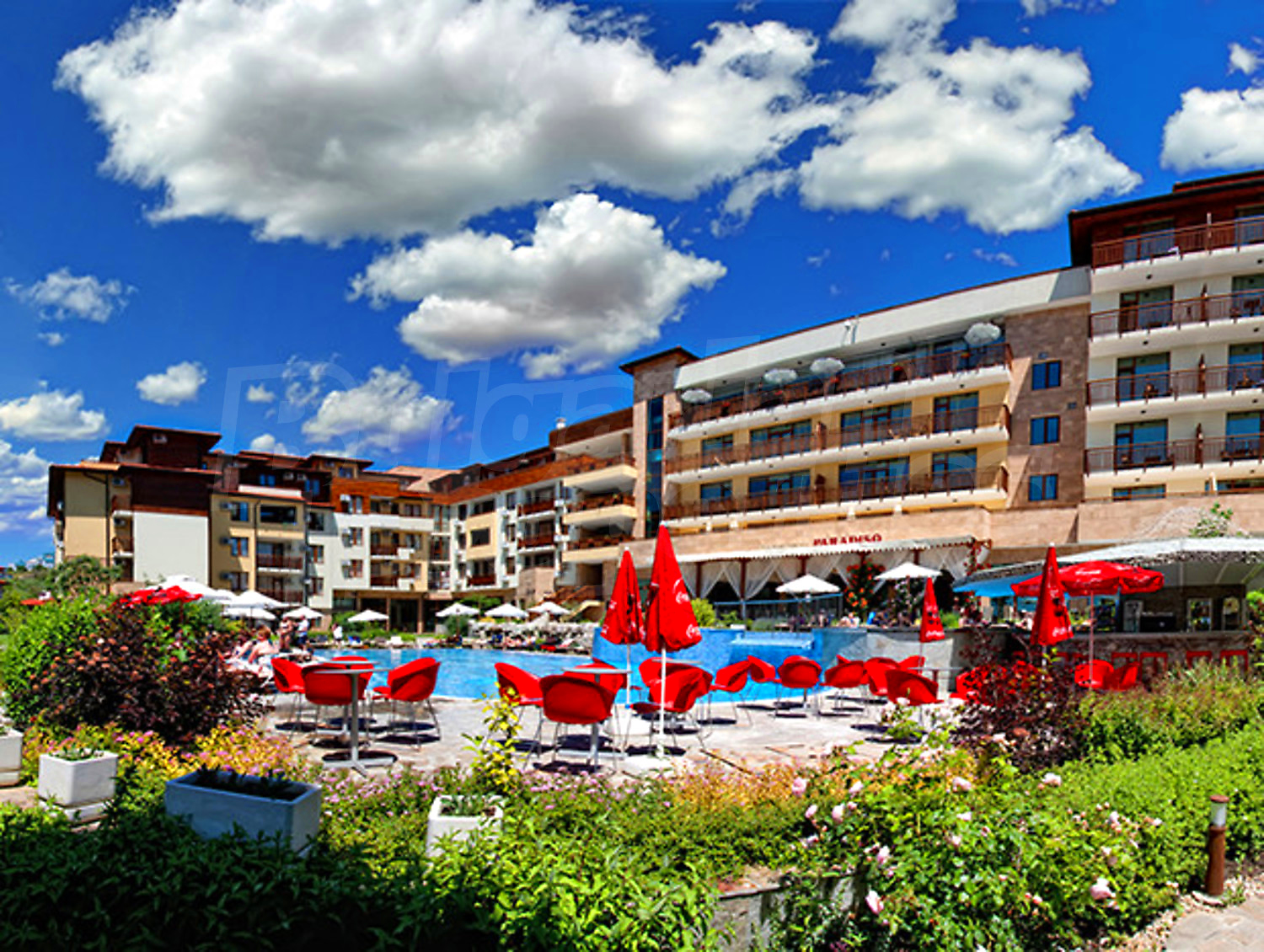 outside, pool, facade, garden