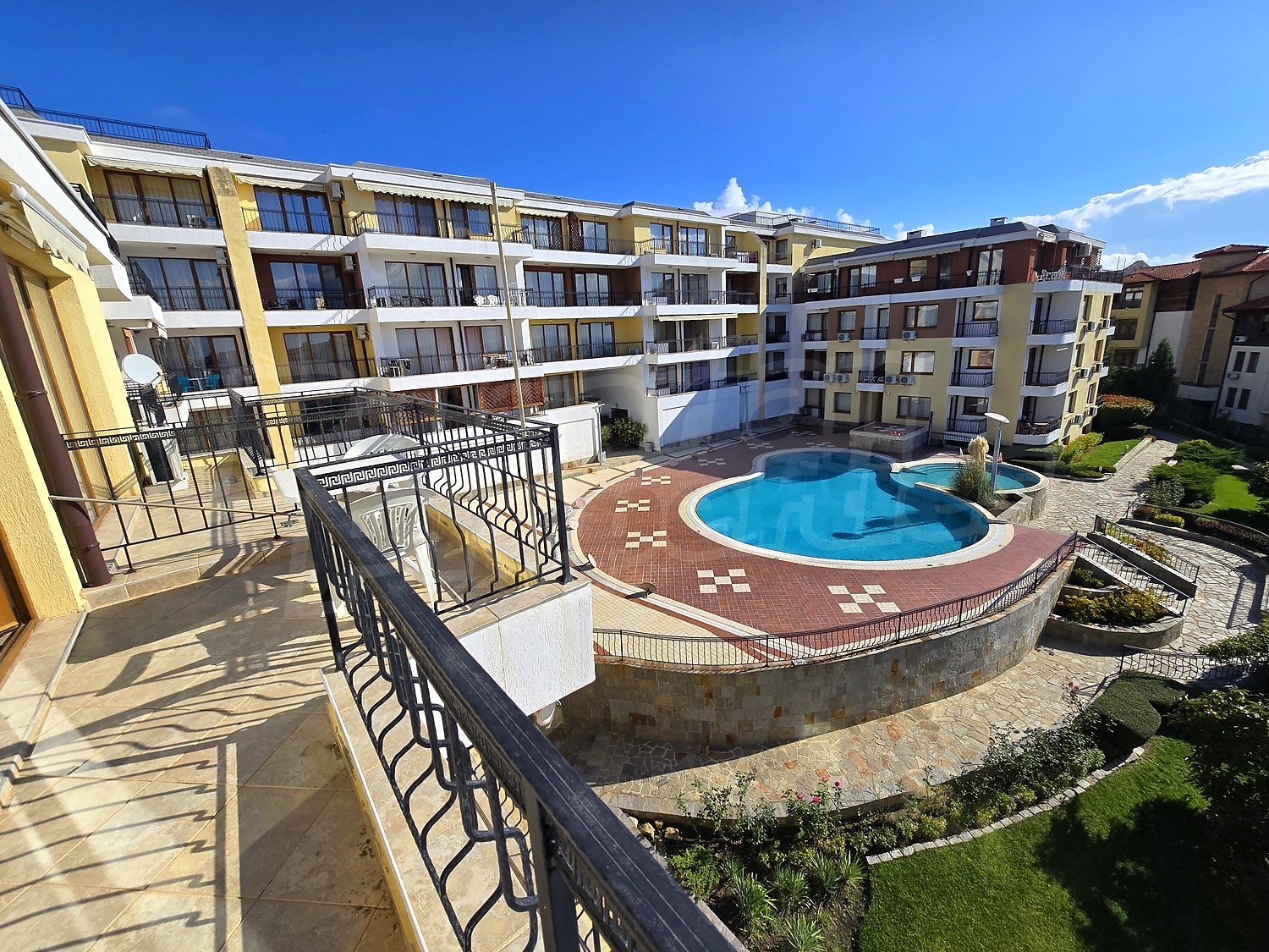 balcony, pool, facade, garden, outside, view from balcony
