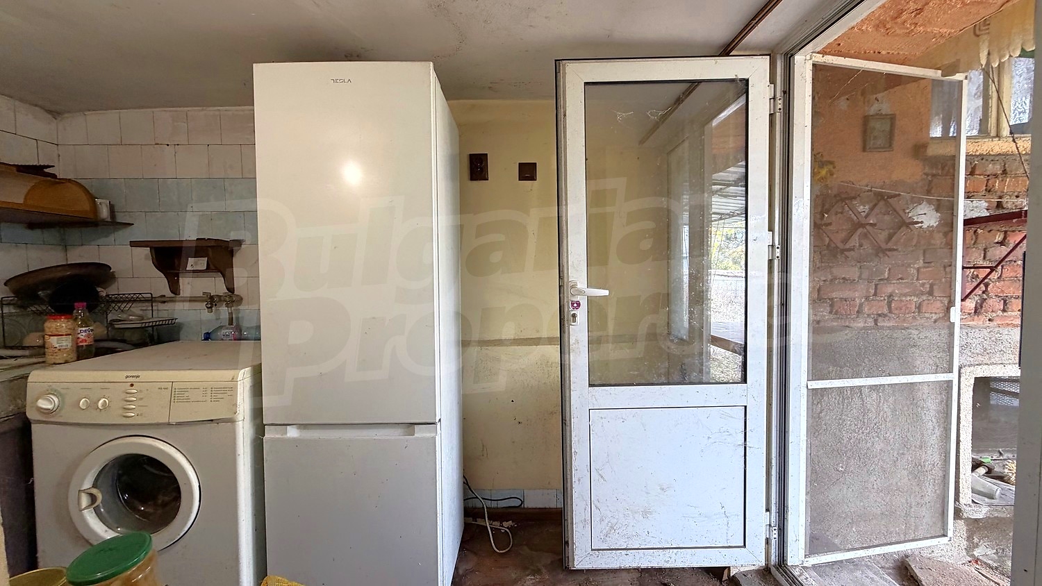 inside, kitchen