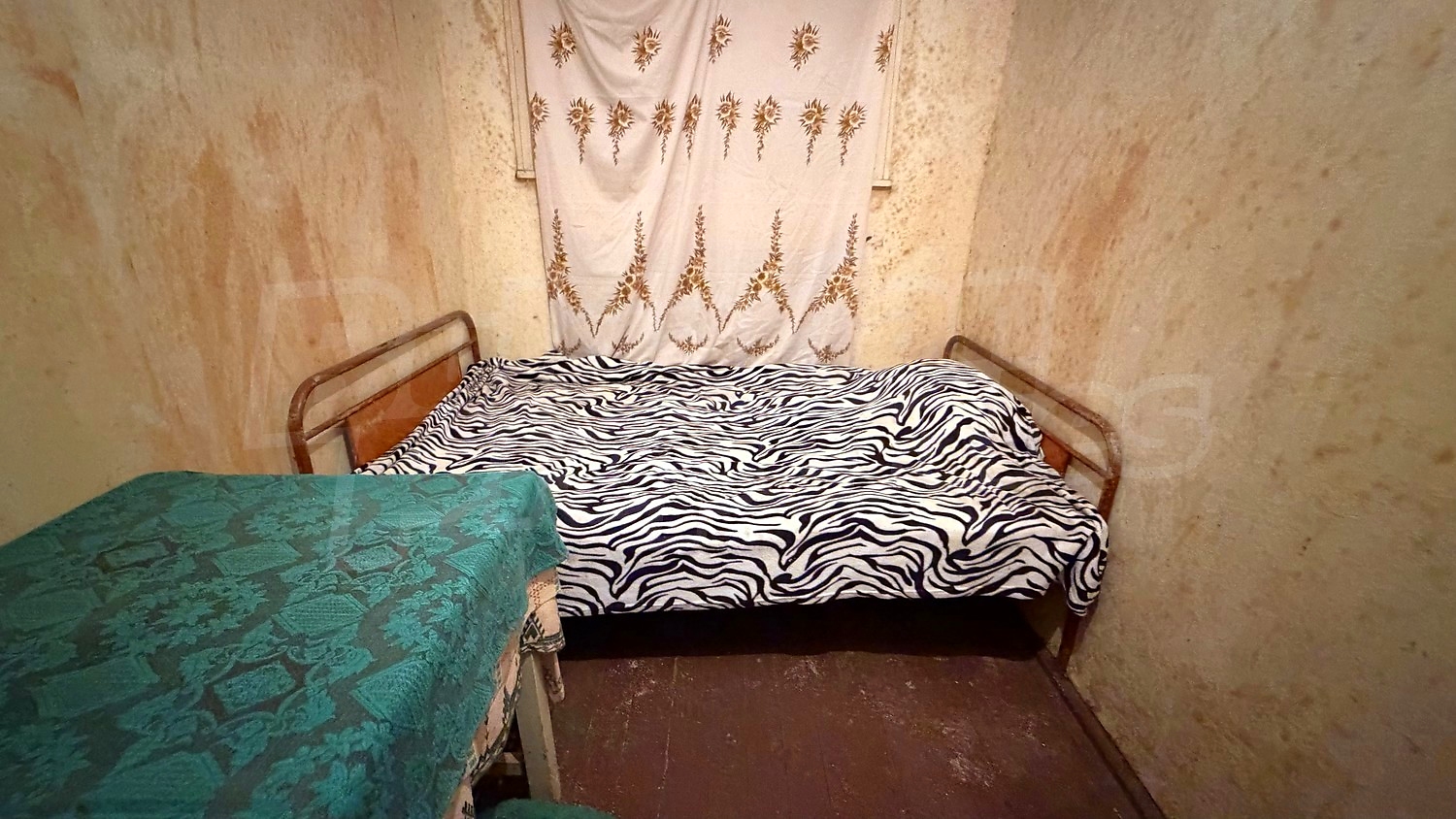 inside, bedroom