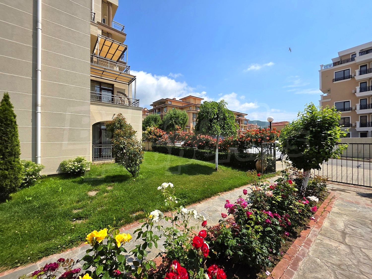 outside, garden, facade, green area