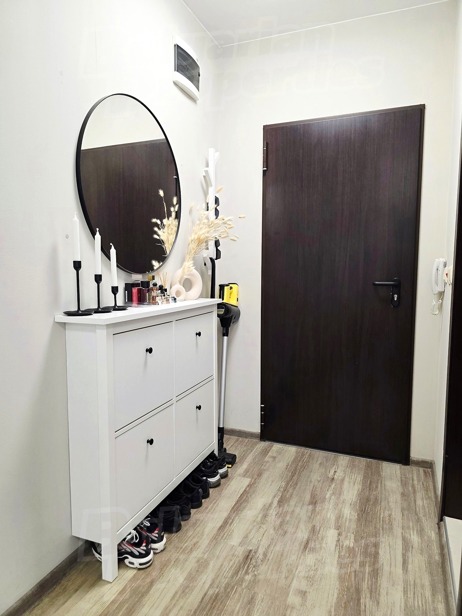 inside, hallway, furnished
