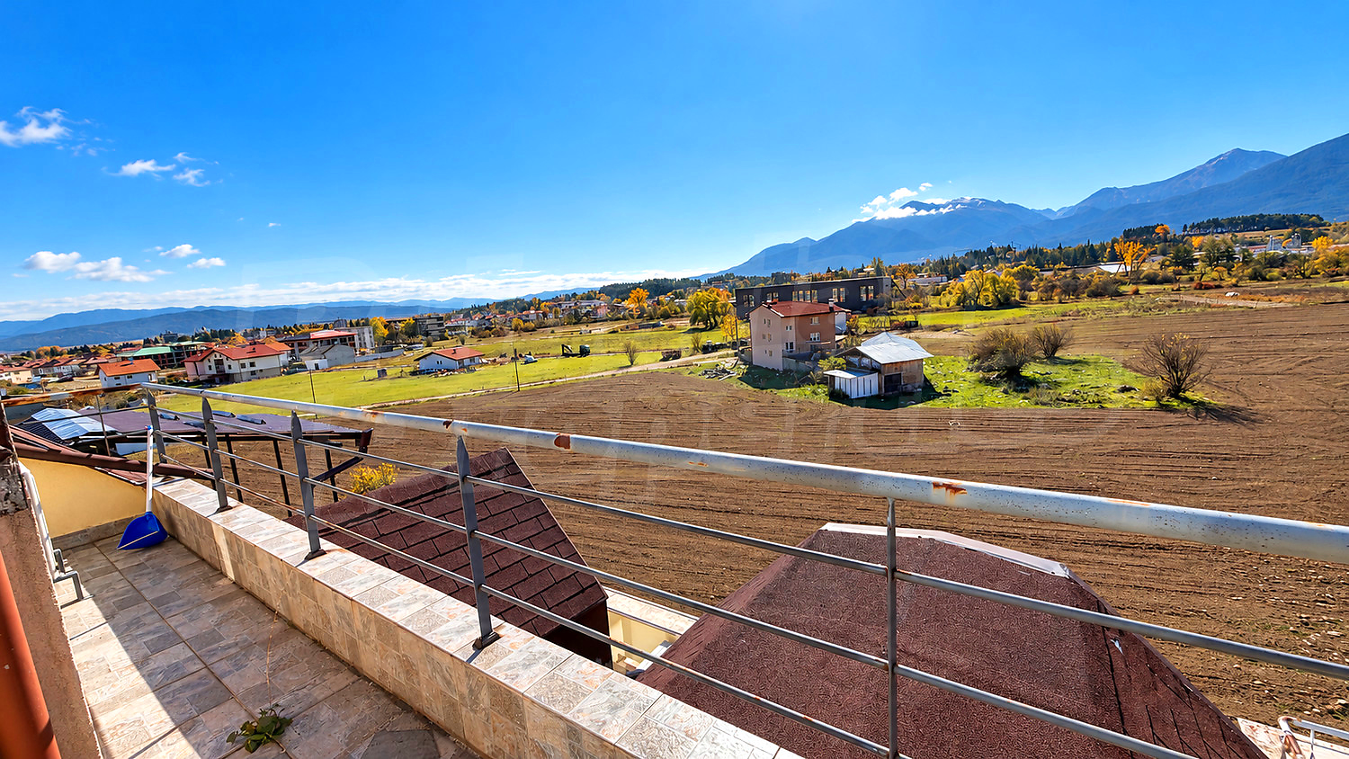 outside, view from balcony, mountain, green area