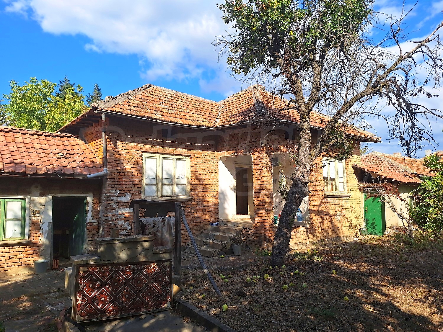 outside, facade, garden