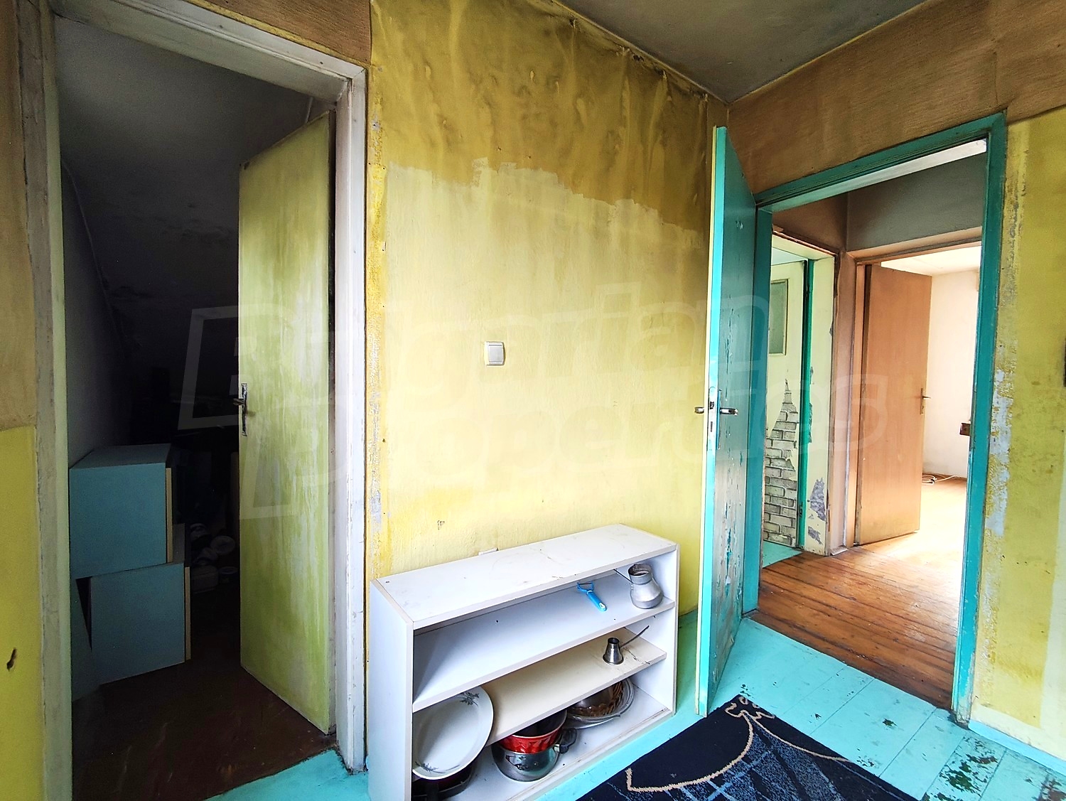inside, hallway, furnished