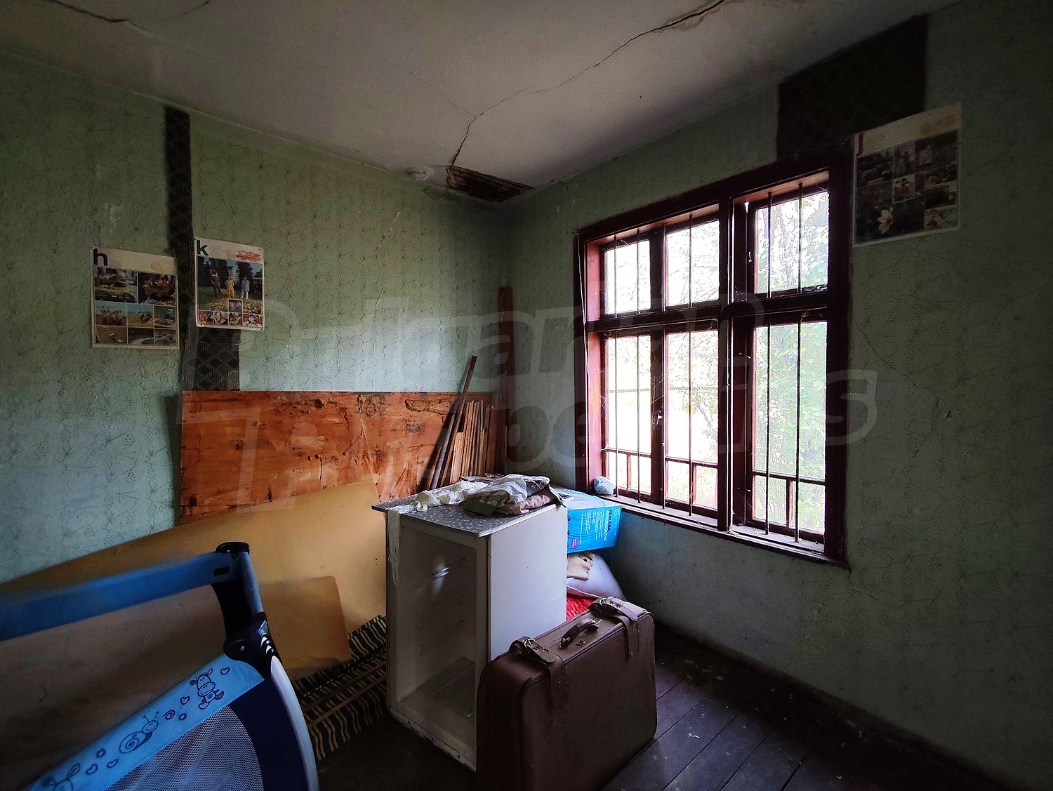 inside, bedroom